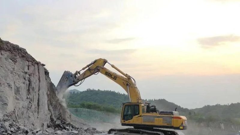 砂石破碎筛分设备操作规程流程图解析